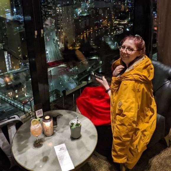 Meet your Posher, Joella - Picture 1 of 1